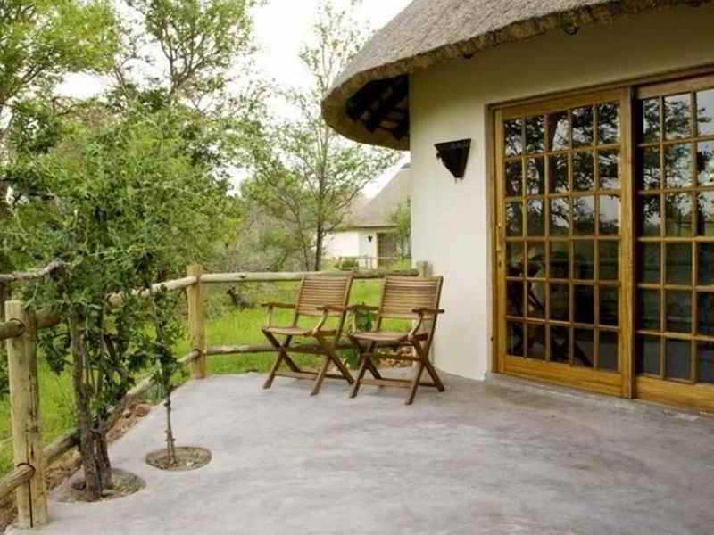 Mbizi Bush Lodge Палаборва Екстериор снимка