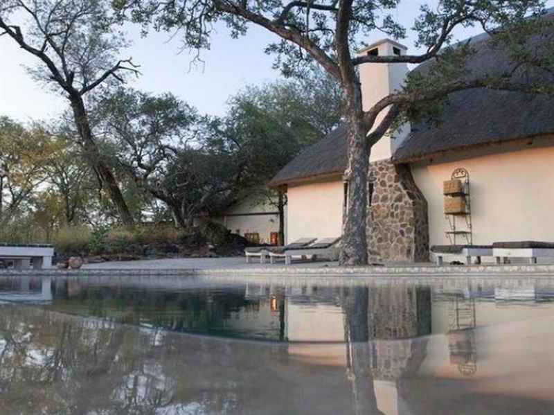 Mbizi Bush Lodge Палаборва Екстериор снимка